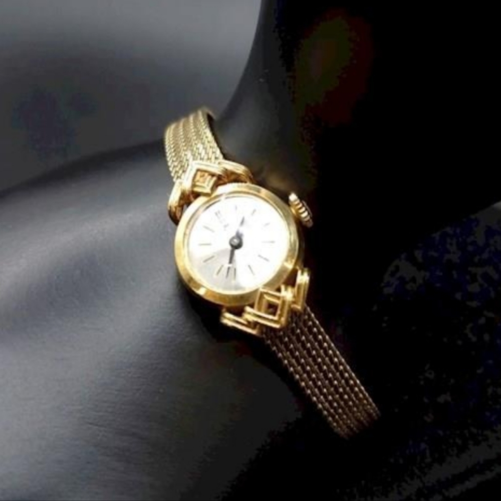 Vintage antique 18k 750  authentic gold  mechanical bucherer Swiss ladies watch